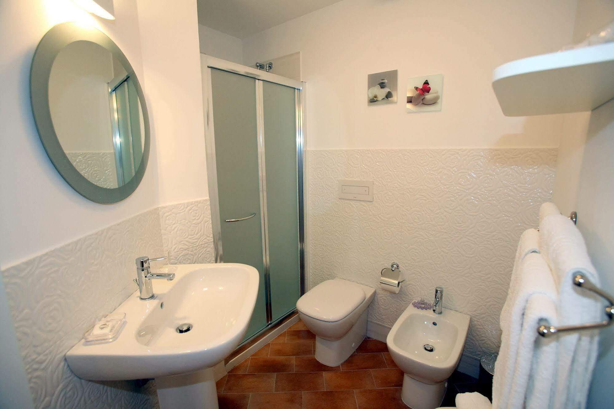 B&B Teatro Palermo Bagian luar foto