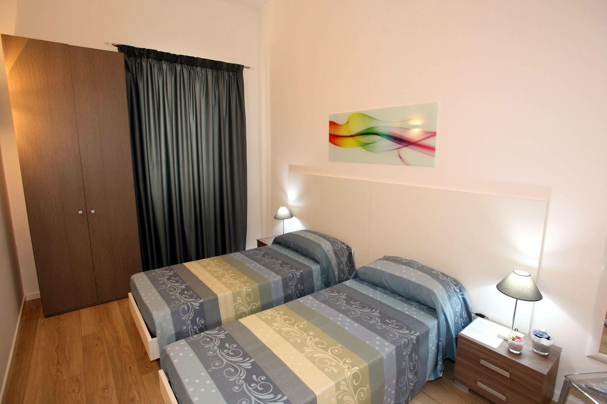B&B Teatro Palermo Bagian luar foto