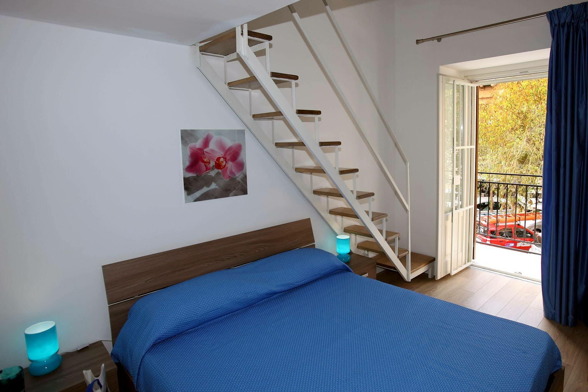 B&B Teatro Palermo Bagian luar foto